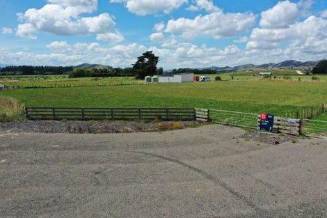 Photo of property in 48 Oparatai Road, Mangatainoka, Pahiatua, 4982