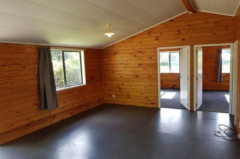 Photo of property in 506 Swanson Road, Ranui, Auckland, 0612