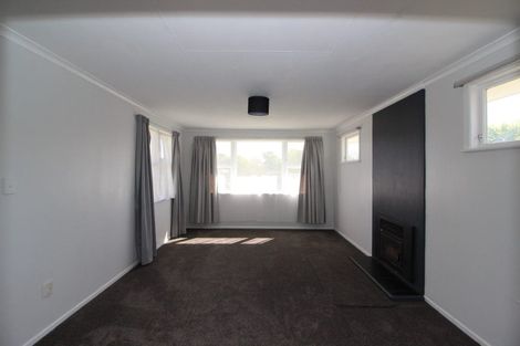 Photo of property in 19 Thompson Street, Tokoroa, 3420