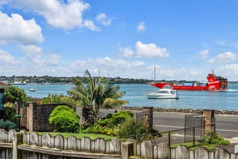 Photo of property in 27a The Parade, Bucklands Beach, Auckland, 2012
