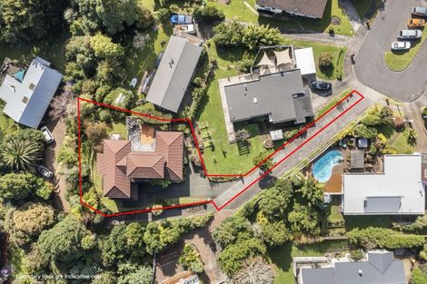 Photo of property in 24 Bert Wilson Place, Cockle Bay, Auckland, 2014