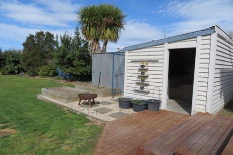 Photo of property in 75 Rhodes Street, Waimate, 7924