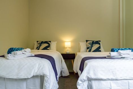 Photo of property in 24a Korotaha Terrace, Rothesay Bay, Auckland, 0630