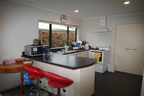 Photo of property in 64b Matatua Road, Raumati Beach, Paraparaumu, 5032