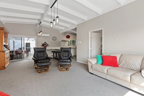 Photo of property in 156a Dickson Road, Papamoa Beach, Papamoa, 3118