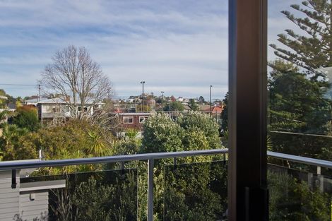 Photo of property in 3c Appleyard Crescent, Meadowbank, Auckland, 1072