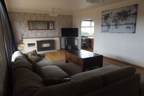 Photo of property in 32 Mears Road, St Andrews, Hamilton, 3200