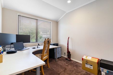 Photo of property in 8 Chiania Place, Somerville, Auckland, 2014