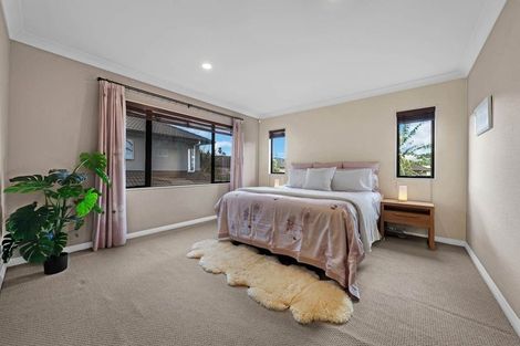 Photo of property in 11 Gordal Place, Flat Bush, Auckland, 2016