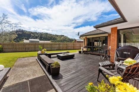 Photo of property in 8 Sapphire Grove, Birchville, Upper Hutt, 5018