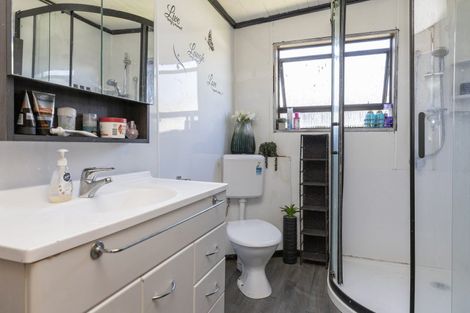 Photo of property in 15 Kauri Street, Mangakino, 3421