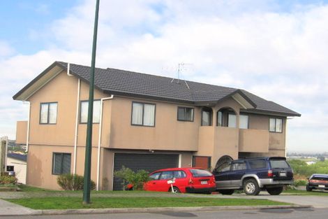 Photo of property in 9 Chieftain Rise, Goodwood Heights, Auckland, 2105