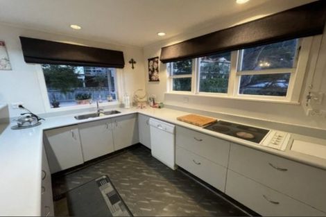 Photo of property in 1 Pohue Grove, Stokes Valley, Lower Hutt, 5019