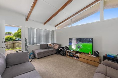 Photo of property in 7a Roseburn Place, Pakuranga, Auckland, 2010