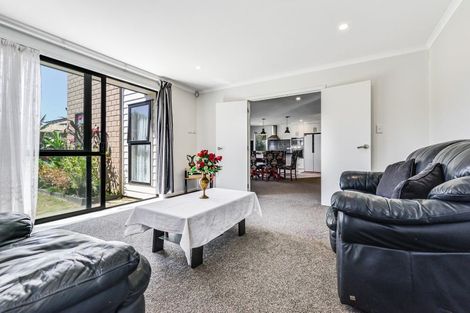 Photo of property in 35 Cabourne Drive, Glenview, Hamilton, 3206