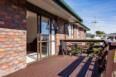 Photo of property in 18 Rimu Street, Hawera, 4610