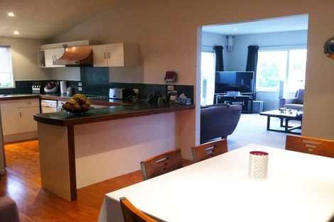 Photo of property in 16 Glenvar Road, Torbay, Auckland, 0630