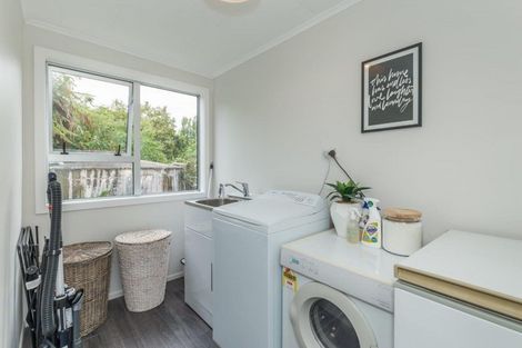 Photo of property in 279 Kimberley Road, Levin, 5571