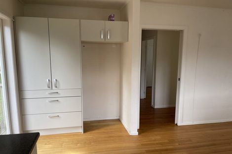 Photo of property in 15 James Street, Glenfield, Auckland, 0629