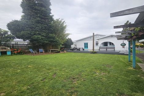 Photo of property in 11 Wallace Street, Regent, Whangarei, 0112