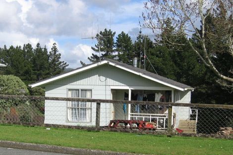 Photo of property in 42 Charles Street, Te Kamo, Whangarei, 0112