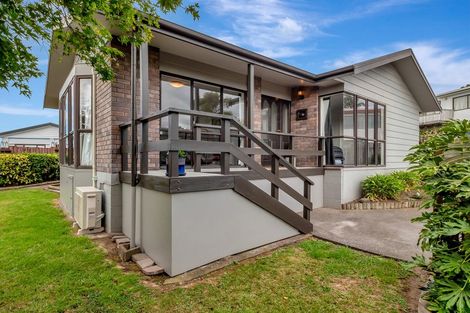 Photo of property in 51 Osprey Drive, Welcome Bay, Tauranga, 3112