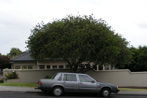 Photo of property in 2/5 Purchas Road, Hauraki, Auckland, 0622