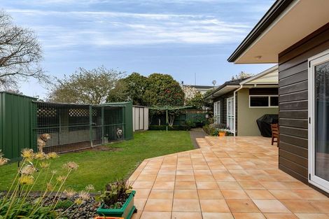 Photo of property in 23 Chilton Grove, Hokowhitu, Palmerston North, 4410