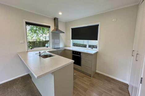 Photo of property in 22 Airdrie Road, Ranui, Auckland, 0612