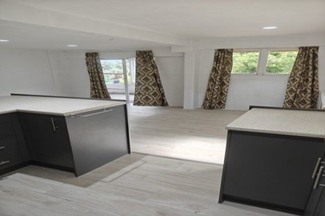 Photo of property in 250 Don Buck Road, Massey, Auckland, 0614