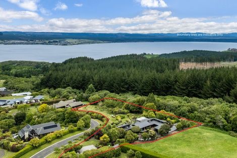 Photo of property in 15 Cameron Drive, Acacia Bay, Taupo, 3385