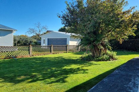 Photo of property in 47b-c Mcmaster Street, Greytown, 5712