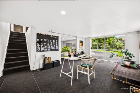 Photo of property in 6 Walker Road, Henderson Valley, Auckland, 0612