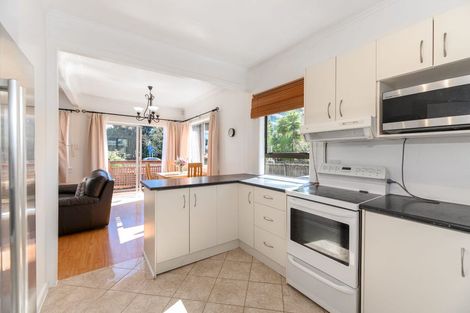 Photo of property in 1/18 Northcote Road, Takapuna, Auckland, 0622