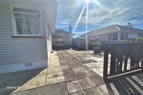 Photo of property in 18 Parnell Street, Fairfield, Lower Hutt, 5011