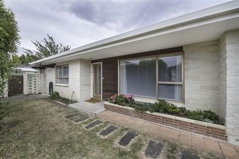 Photo of property in 3/17 Ngarimu Crescent, Taradale, Napier, 4112