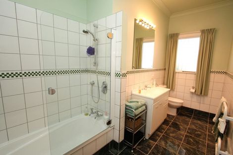 Photo of property in 1 Park Lane, Ashburton, 7700