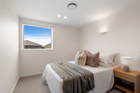 Photo of property in 37 Finstock Way, Rolleston, 7614