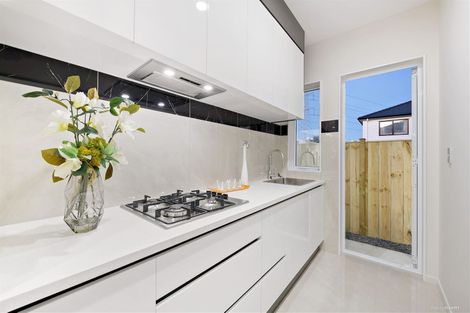 Photo of property in 96 Tir Conaill Avenue, Flat Bush, Auckland, 2019