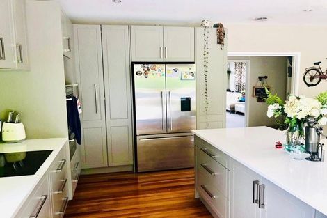 Photo of property in 11 Morgan Place, Tawa, Wellington, 5028