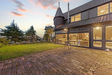 Photo of property in 8 Muritai Terrace, Mount Pleasant, Christchurch, 8081