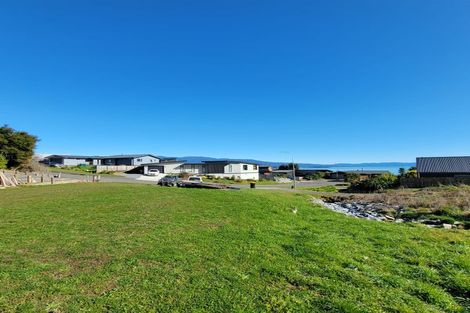 Photo of property in 16 Pohutukawa Place, Pohara, Takaka, 7183