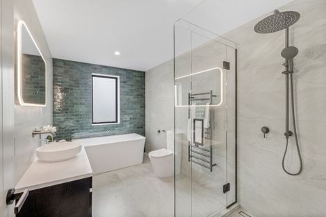 Photo of property in 27 The Boulevard, Sunnyhills, Auckland, 2010