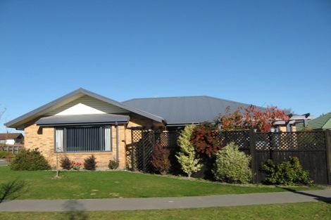 Photo of property in 41 Sefton Street, Belfast, Christchurch, 8051