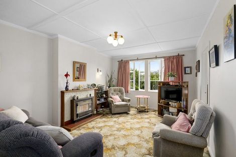 Photo of property in 13 Bush Street, Naenae, Lower Hutt, 5011