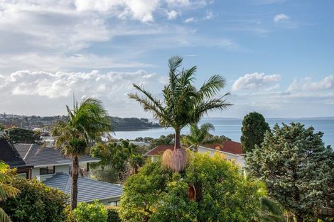 Photo of property in 8a Rarere Road, Hauraki, Auckland, 0622