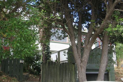 Photo of property in 88 Kinghorne Street, Strathmore Park, Wellington, 6022