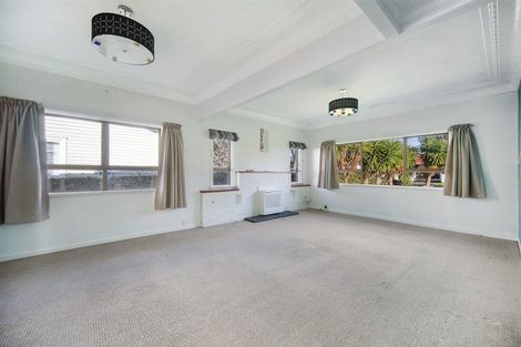 Photo of property in 56 Landscape Road, Papatoetoe, Auckland, 2025