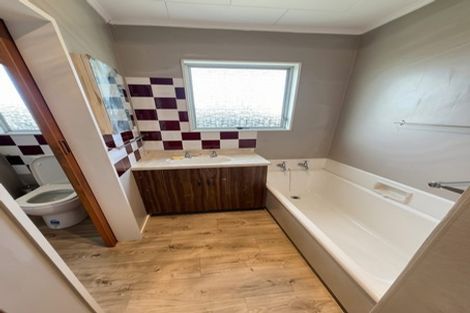 Photo of property in 19 Sutherland Street, Tamatea, Napier, 4112