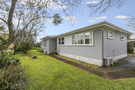 Photo of property in 63 Muir Avenue, Mangere Bridge, Auckland, 2022